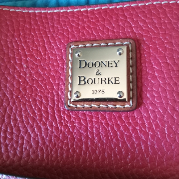 Dooney & Bourke | Lexington Red Pebble Grain Leather Tote Purse Handbag - Picture 11 of 16